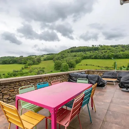 Maison Familiale Complete Le Balcon De Βίλα