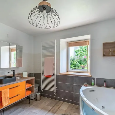 Maison Familiale Complete Le Balcon De Βίλα